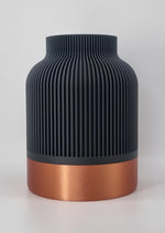 Duvari Matte Black Copper minimalistische design vaas met koperaccent