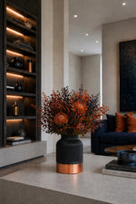 Duvari Matte Black Copper design vaas als luxe woondecoratie