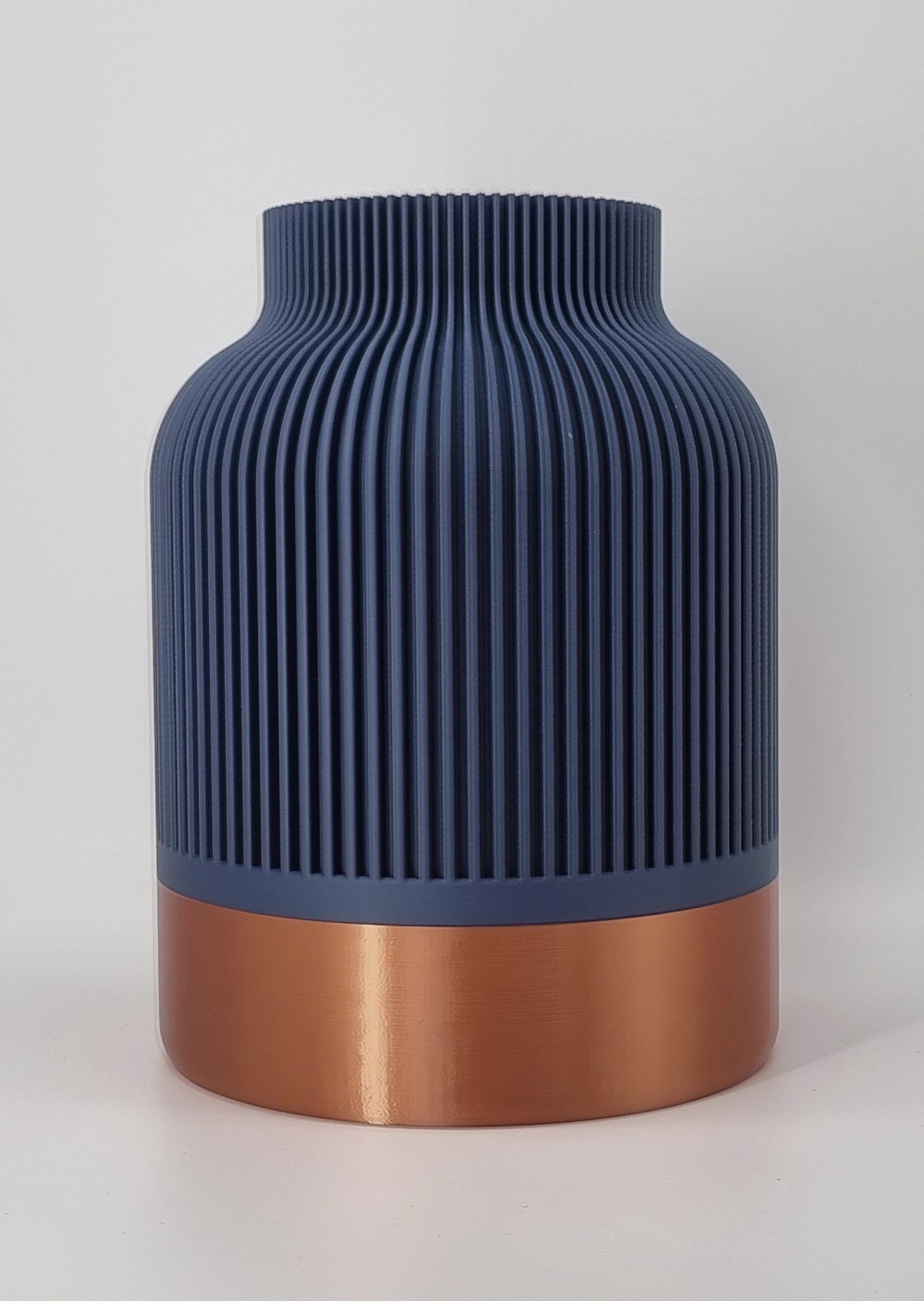 Duvari Midnight Blue Copper Japandi design vaas met koperaccent