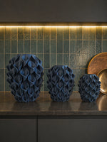 Sereni Deep Blue design vaas verkrijgbaar in drie formaten