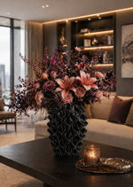 Sereni Matte Black design vaas als luxe woondecoratie