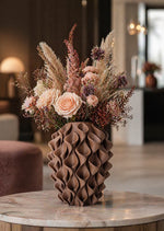 Sereni Rich Cocoa design vaas als luxe woondecoratie
