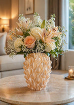 Sereni Silk Champagne design vaas als moderne woondecoratie in interieur